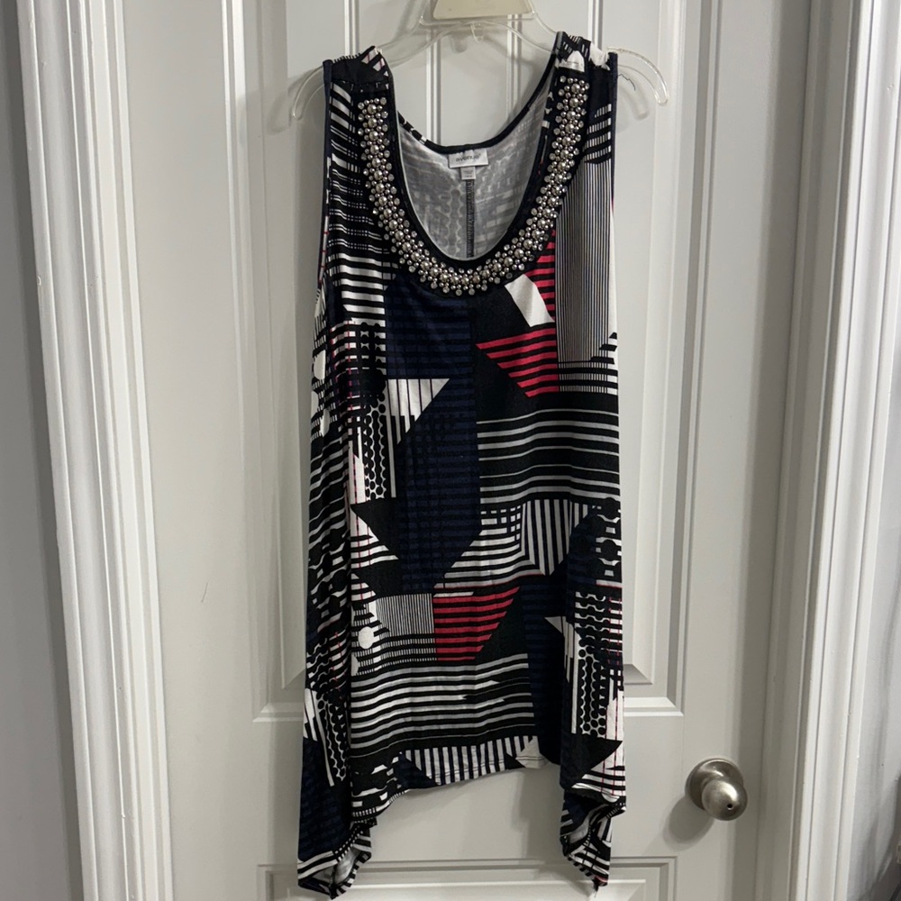 Avenue Geometric Sleeveless Top with Embellished Neckline Size 14/16